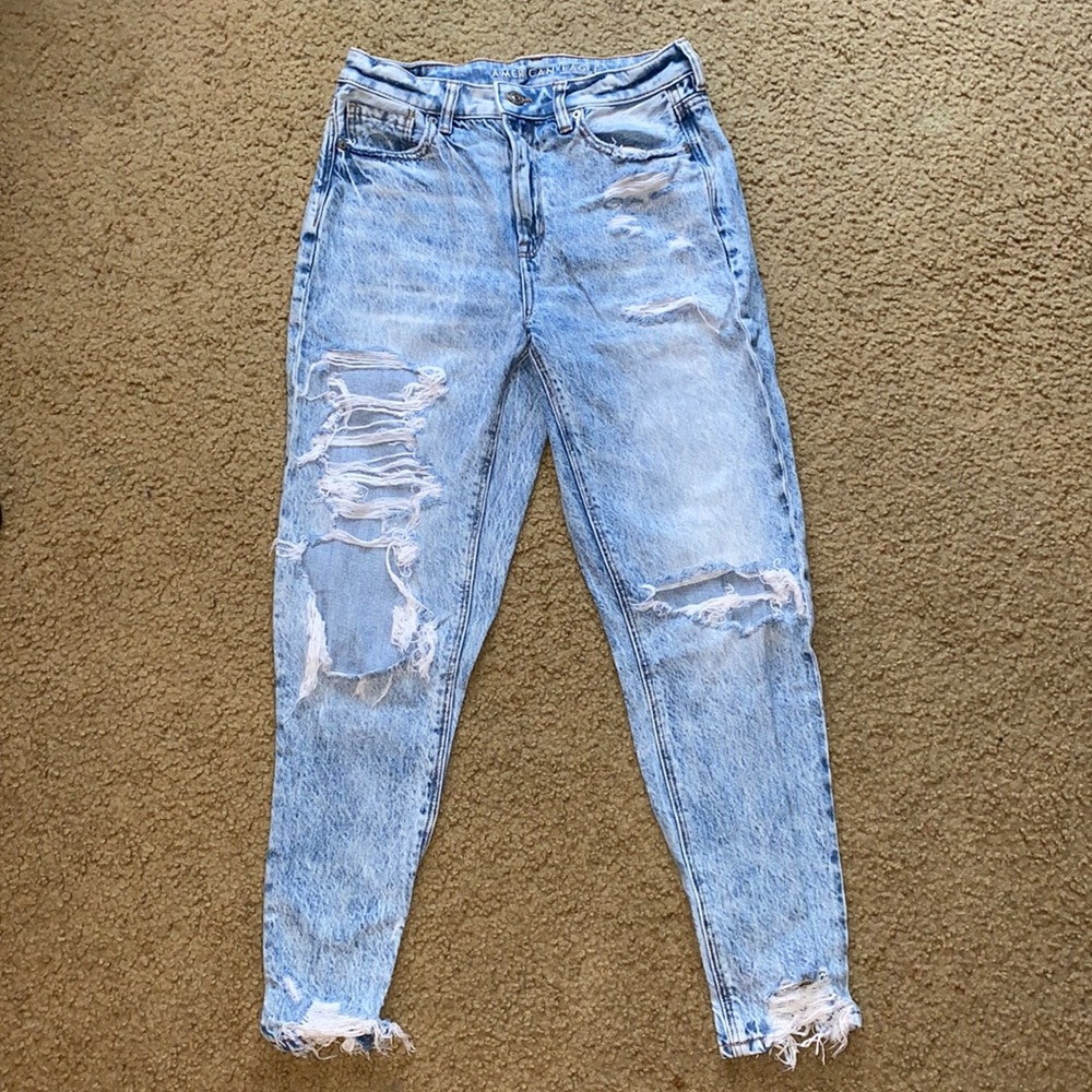 American Eagle distressed ripped jeans
